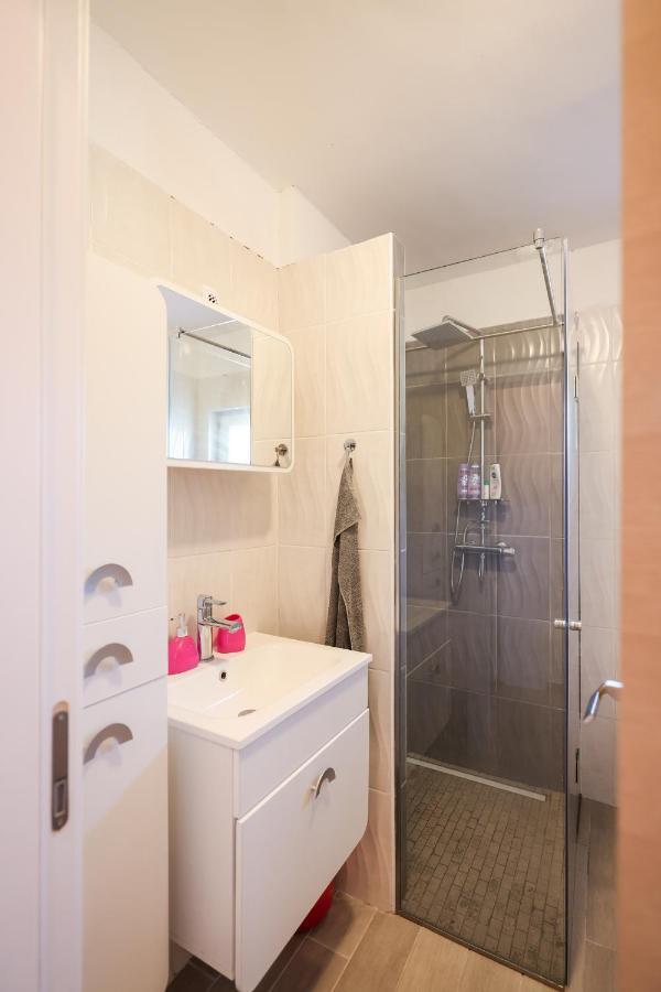 Apartamento Coco Pirovac Exterior foto
