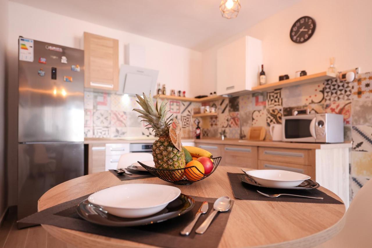 Apartamento Coco Pirovac Exterior foto